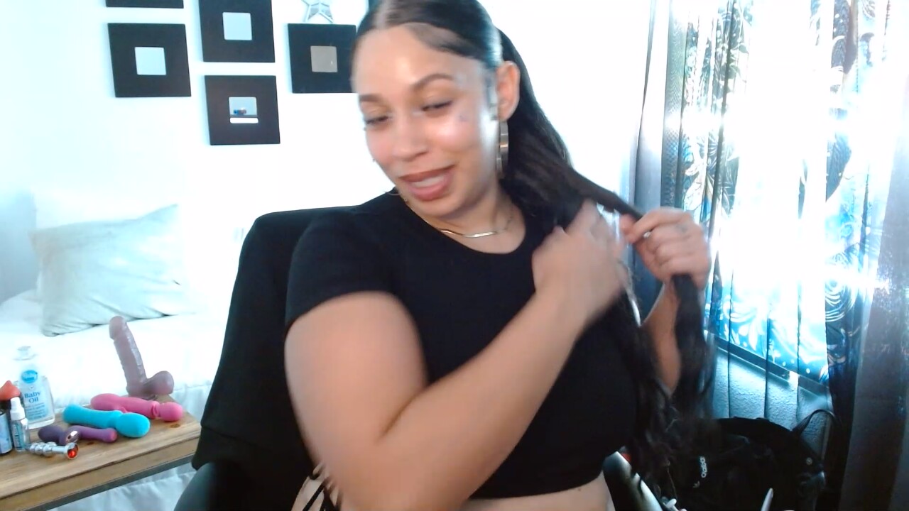 Hazel_Luxe