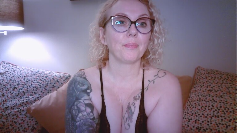 OrlaFox's Streamate show and profile