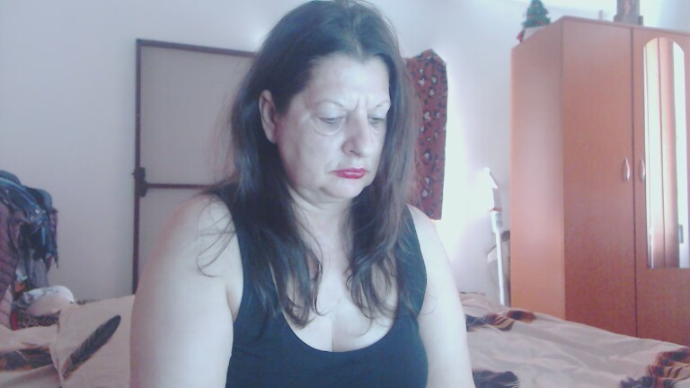 ExtasyMature's Streamate show and profile