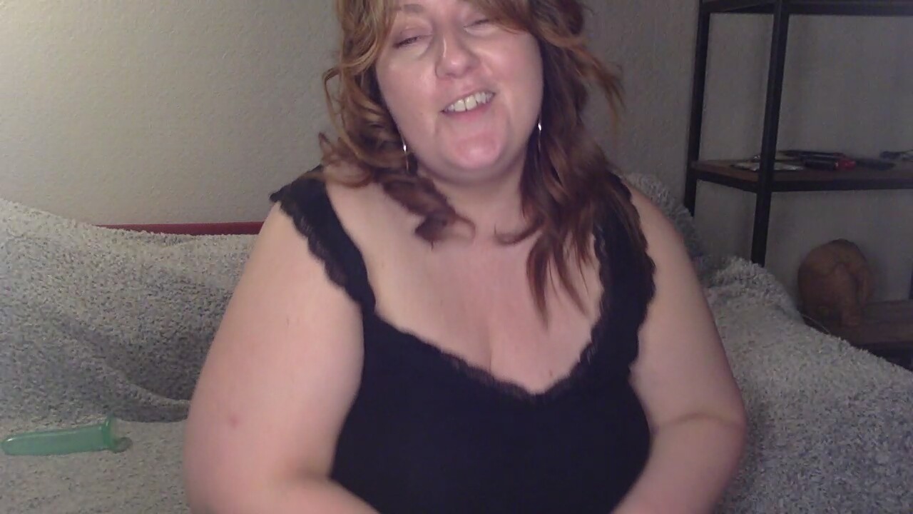 Curvygirllouisa