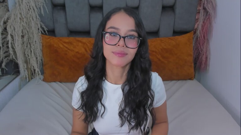 GABYHANK's Streamate show and profile