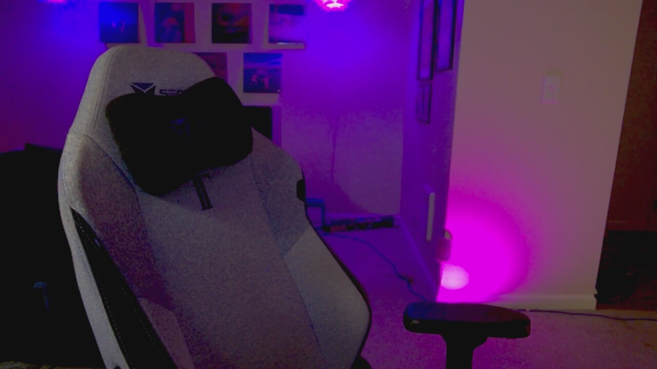 KiraSpitQueen